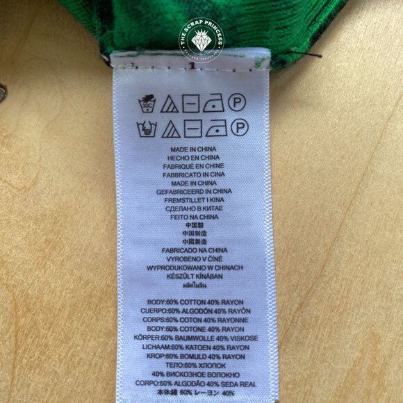 Michael Kors Zebra Print Green V Neck Sweater - Picture 8 of 8